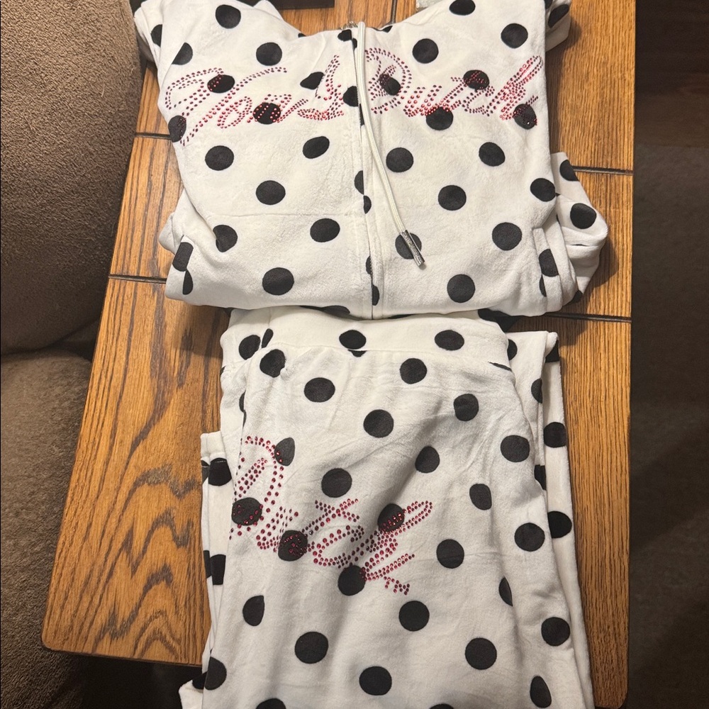 Von Dutch Polka Dot Set